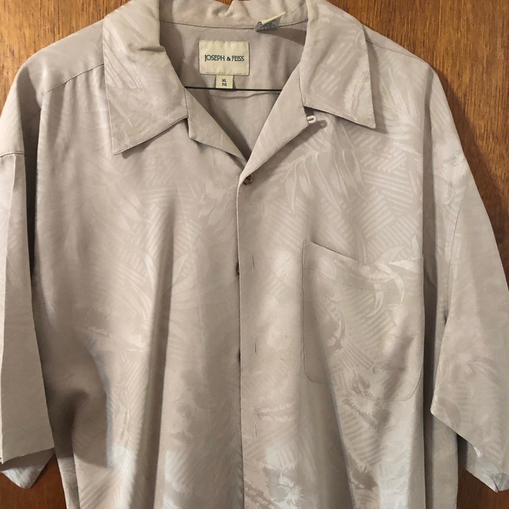 Casual Mem’s Floral